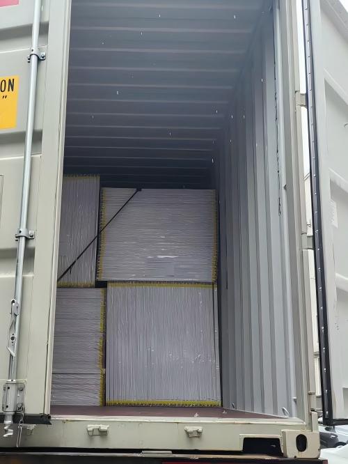 PVC foam packing and loading--500x666 (4).jpg